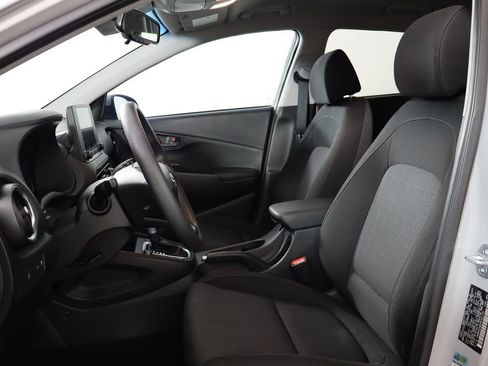 Used 2023 Hyundai Kona SEL FWD image 7