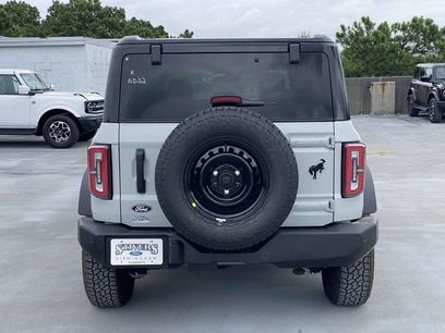 New 2026 Ford Bronco Outer Banks