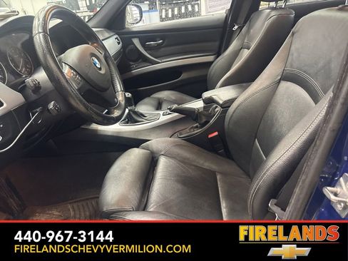 Used 2009 BMW 335i xDrive Sedan image 9