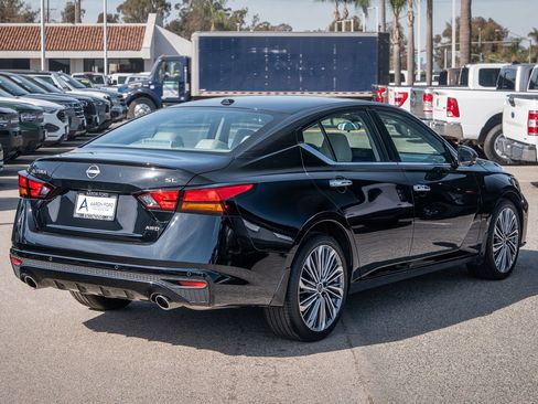 Used 2024 Nissan Altima 2.5 SL image 5