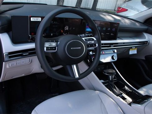 Used 2026 Hyundai Tucson SEL image 8