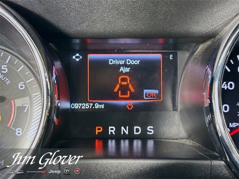 Used 2015 Ford Mustang GT Premium image 28