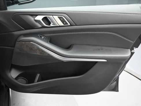 Used 2019 BMW X5 xDrive40i w/ Premium Package 2 image 44