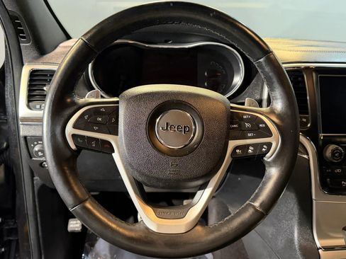 Used 2016 Jeep Grand Cherokee High Altitude RWD image 16