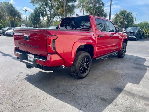 Used 2025 Toyota Tacoma SR5 AWD/4WD image 6