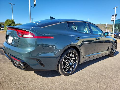 Used 2023 Kia Stinger GT2 image 29