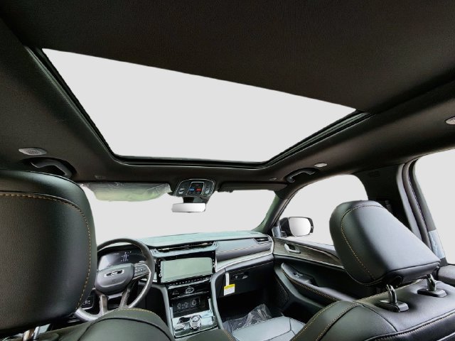 New 2026 Jeep Grand Cherokee Limited AWD/4WD image 31