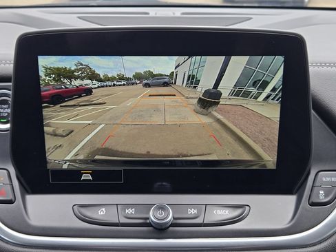 Used 2024 Chevrolet Blazer LT FWD image 16