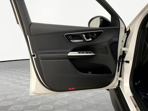 Used 2024 Mercedes-Benz GLC 300 4MATIC w/ AMG Line image 20