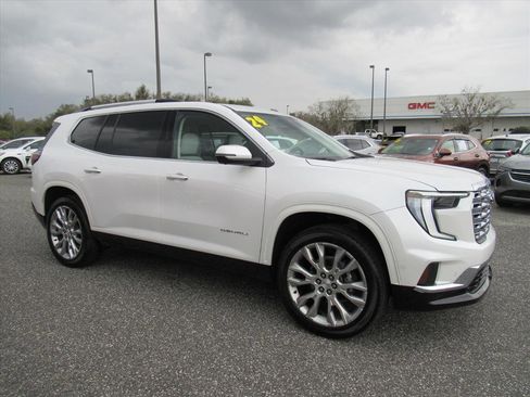 Used 2024 GMC Acadia Denali w/ Super Cruise Package image 2
