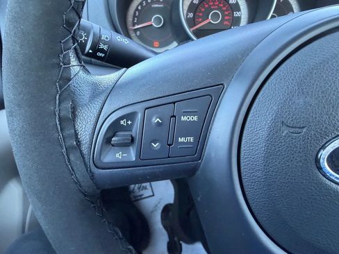 Used 2010 Kia Forte Koup EX FWD image 25