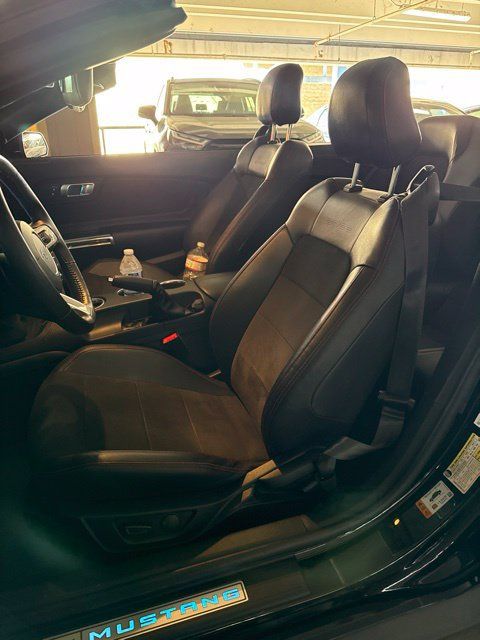 Used 2020 Ford Mustang GT Premium w/ Equipment Group 401A RWD image 9