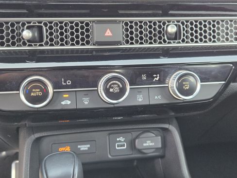 Used 2022 Honda Civic Sport image 10