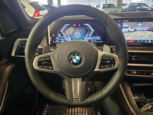New 2026 BMW X5 xDrive40i w/ M Sport Package image 11