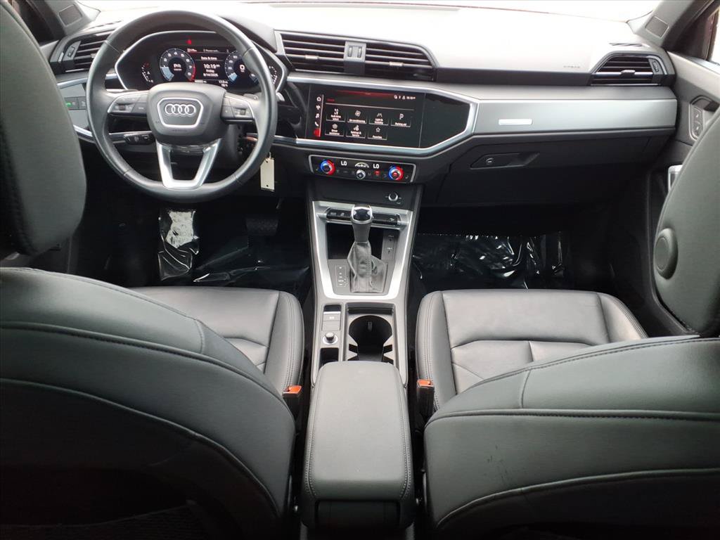 Used 2025 Audi Q3 2.0T Premium AWD/4WD image 9