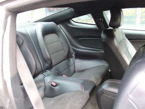 Used 2017 Ford Mustang GT Premium RWD image 21