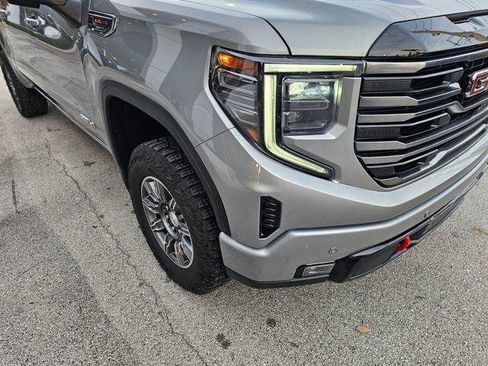 Used 2025 GMC Sierra 1500 AT4 AWD/4WD image 11