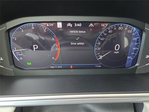 New 2025 Volkswagen Taos SEL image 18