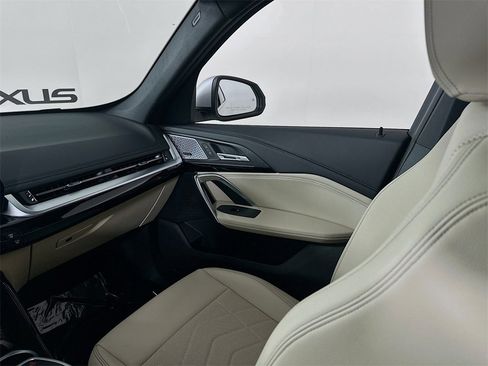 Used 2023 BMW X1 xDrive28i w/ Premium Package image 26