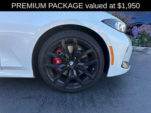 Used 2026 BMW 330i Sedan w/ M Sport Package RWD image 3