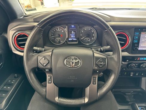 Used 2019 Toyota Tacoma TRD Pro AWD/4WD image 19