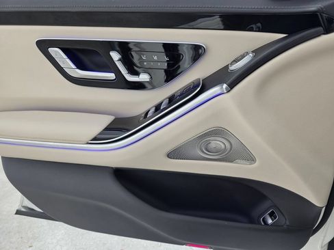 Certified 2022 Mercedes-Benz S 500 4MATIC image 24