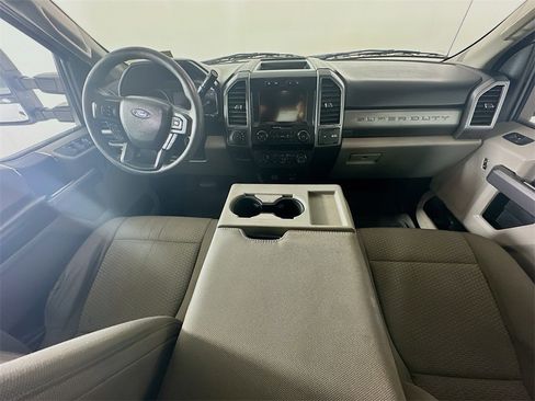 Used 2019 Ford F250 XLT w/ XLT Value Package image 10