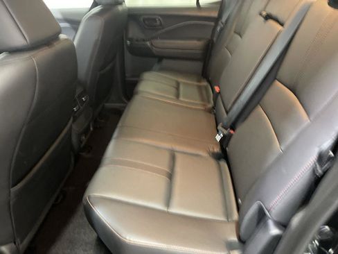 Used 2025 Honda Ridgeline TrailSport image 23