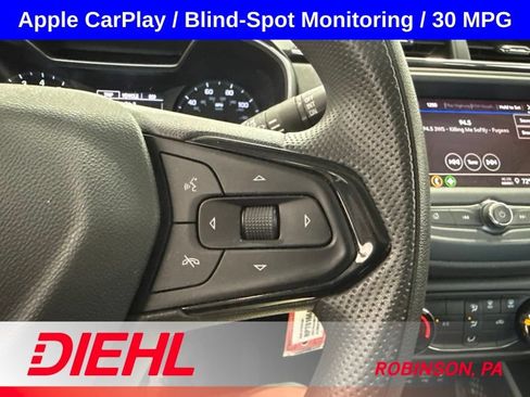 Used 2022 Chevrolet TrailBlazer LS AWD/4WD image 24