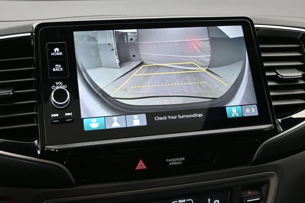 Certified 2025 Honda Ridgeline RTL image 23