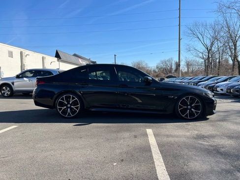 Used 2023 BMW 530e xDrive w/ Executive Package image 8