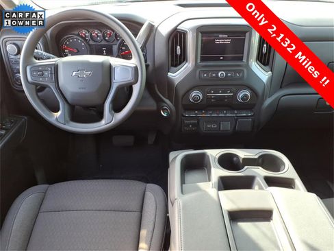 Used 2025 Chevrolet Silverado 1500 Custom Trail Boss w/ LPO, Dark Essentials Package image 18