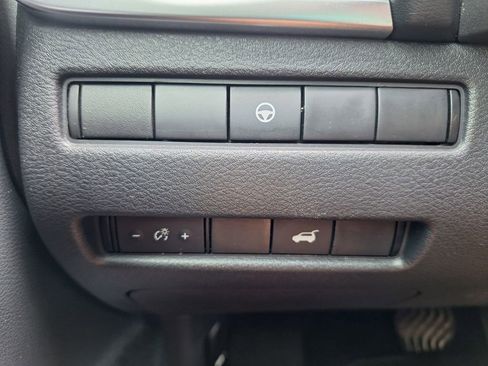 Used 2021 Nissan Rogue SV w/ Premium Package FWD image 12