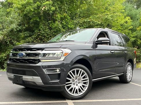 Used 2024 Ford Expedition Limited AWD/4WD image 1