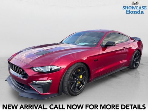 Used 2019 Ford Mustang GT Premium w/ GT Performance Package RWD image 2