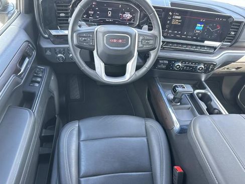 Used 2024 GMC Sierra 1500 SLT w/ SLT Premium Plus Package AWD/4WD image 21