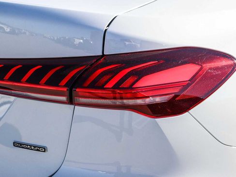 Used 2025 Audi A5 2.0T Premium w/ Convenience Package image 10