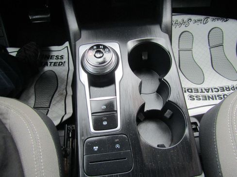 Used 2021 Ford Escape SE w/ Convenience Package image 10