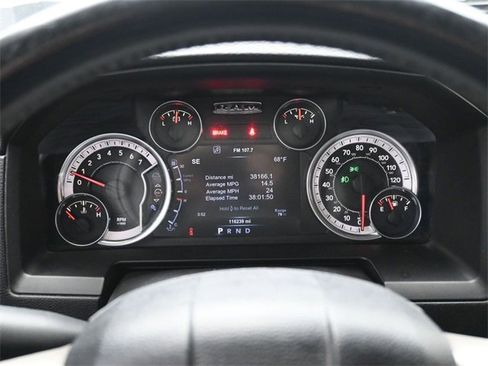 Used 2015 RAM 1500 Laramie image 30