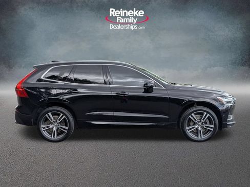 Used 2019 Volvo XC60 T6 Momentum w/ Protection Package Premier AWD/4WD image 4