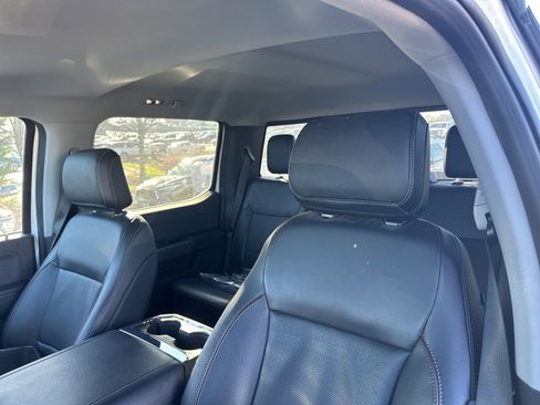 Used 2023 Ford F250 Lariat w/ Lariat Ultimate Package image 6