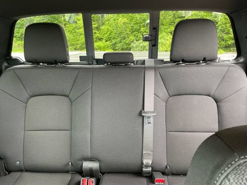 Certified 2025 GMC Canyon Elevation w/ Convenience Package AWD/4WD image 34