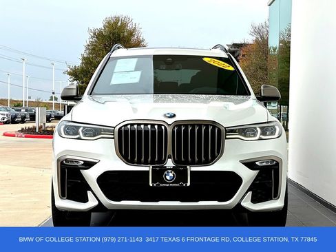 Used 2022 BMW X7 M50i w/ Cold Weather Package AWD/4WD image 5