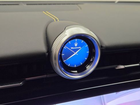 Certified 2024 Maserati GranTurismo Trofeo image 37