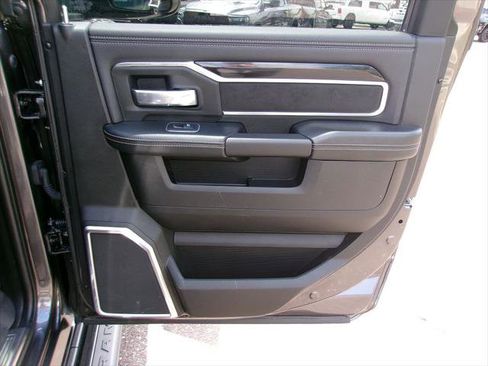 Certified 2022 RAM 2500 Laramie AWD/4WD image 8