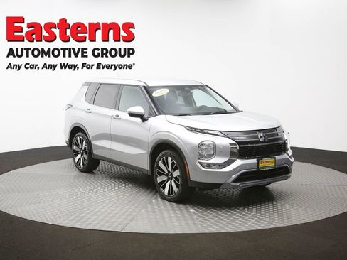 Used 2025 Mitsubishi Outlander SE AWD/4WD image 51