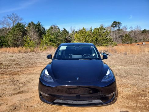 Used 2021 Tesla Model Y Performance image 15