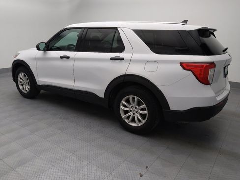Used 2021 Ford Explorer 2WD image 3
