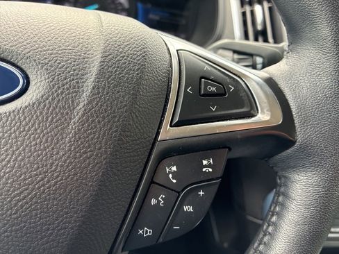 Used 2024 Ford Edge Titanium AWD/4WD image 10