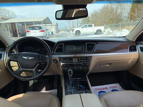Used 2017 Genesis G80 3.8 image 21
